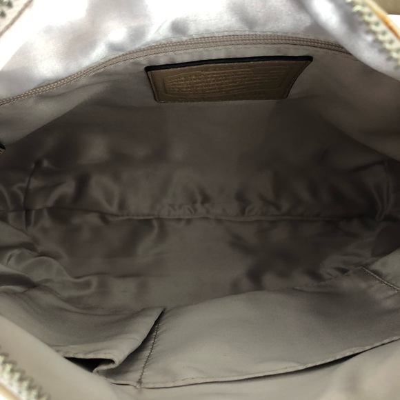 COACH KRISTIN SPECTATOR Hobo Tan No. L1126-19310 EUC - Picture 8 of 11